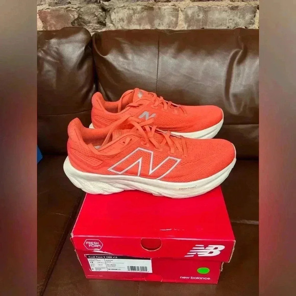 Women’s New Balance Fresh Foam 1080 - Picture 2 of 6